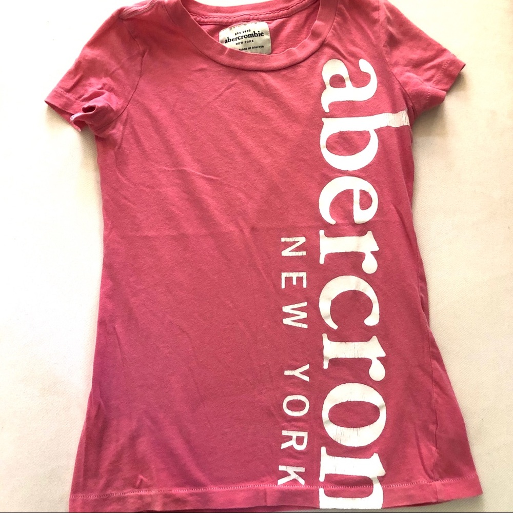 Girls Abercrombie Kids coral and white tee. S